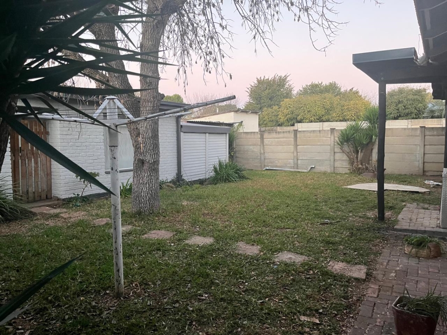 4 Bedroom Property for Sale in Wilgehof Free State